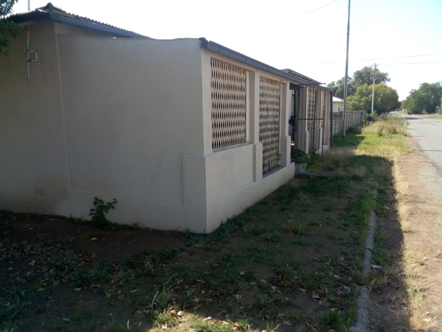 5 Bedroom Property for Sale in Ventersburg Free State